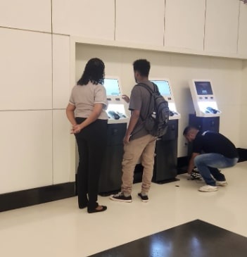 Máquinas para cobrança de estacionamento já começam a ser instaladas no Midway Mall