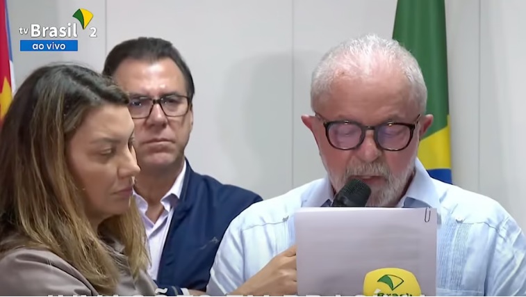 Lula decreta intervenção federal no DF