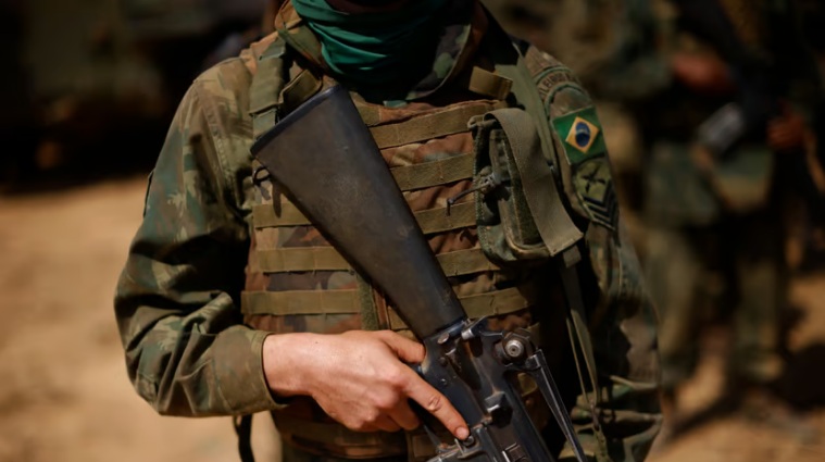 Exército impede operação da PM do DF para desmobilizar acampamento