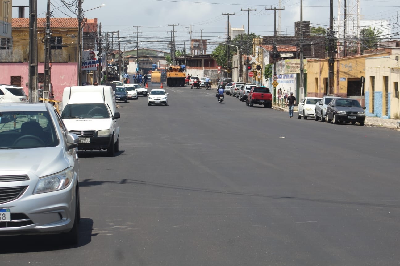 Obras de recapeamento, pavimentação e recuperação asfáltica avançam em Natal