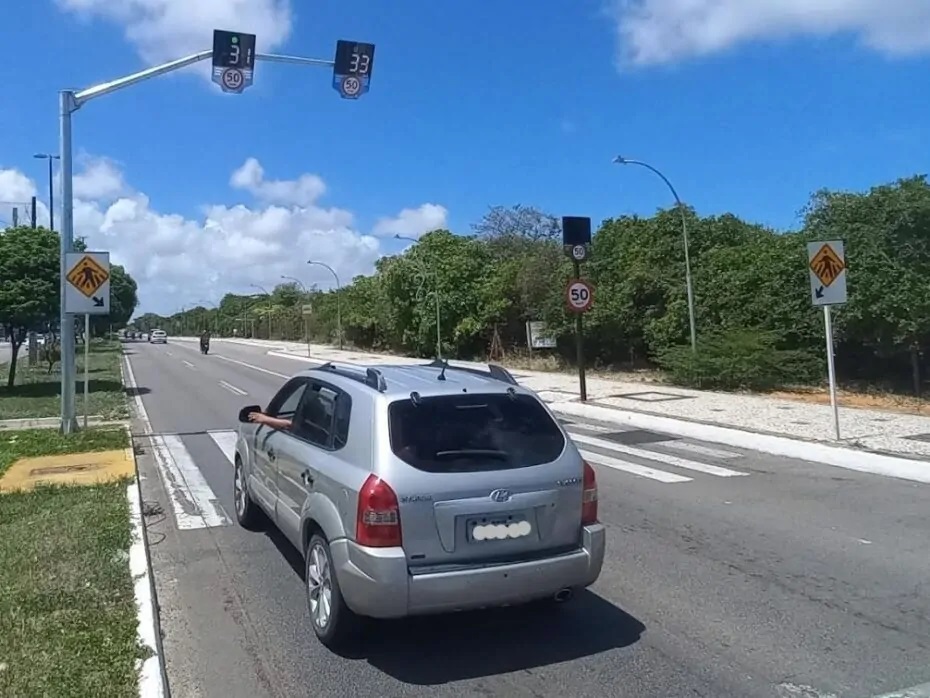 Avenida Roberto Freire, prolongamento da Prudente e Rota do Sol terão novos radares até o fim desta semana