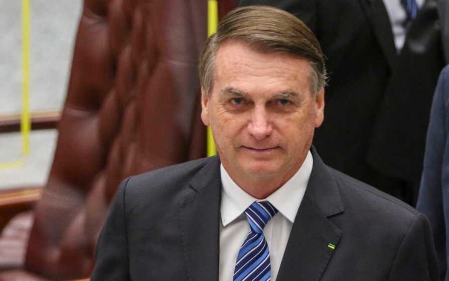 Bolsonaro gastou menos do que Lula em cartão corporativo; veja valores