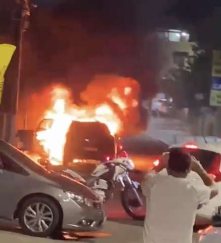 VÍDEO: Carro pega fogo na Avenida principal de Pirangi; ASSISTA