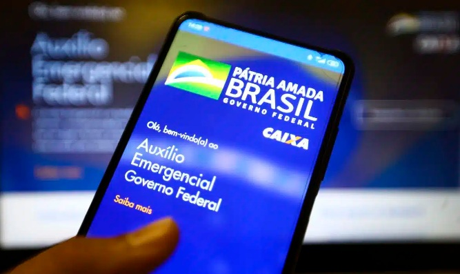 Governo cobra R$ 7 bi de quem recebeu Auxílio Emergencial indevidamente