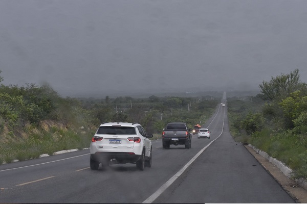 Aviso de chuvas intensas é emitido para 29 cidades do Oeste Potiguar; veja lista