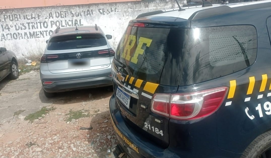 PRF recupera dois veículos roubados que ostentavam placas falsas no RN