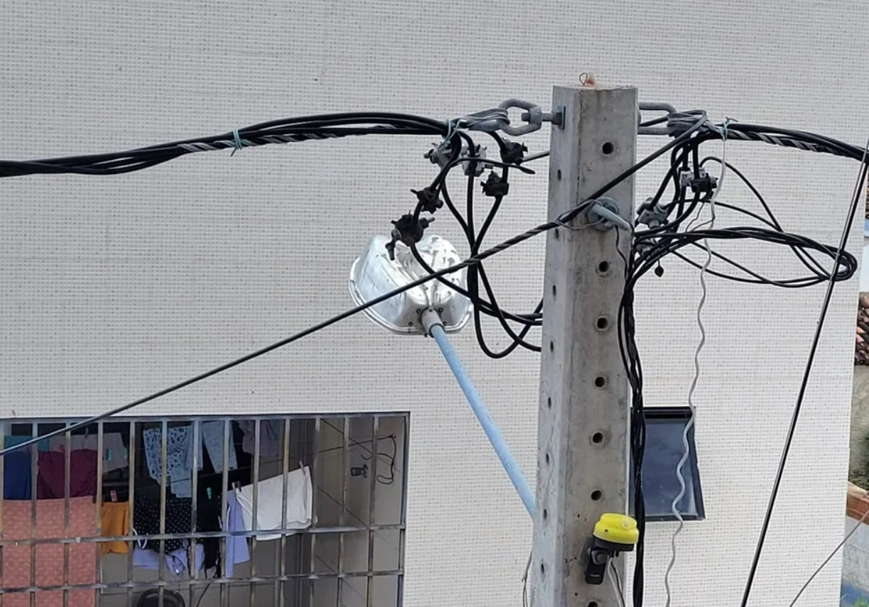 Chuva e ventania causaram interrupções no fornecimento de energia em Natal, diz Cosern