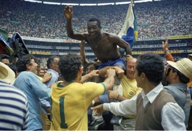 CBF planeja grande homenagem a Pelé na Supercopa entre Palmeiras x Flamengo