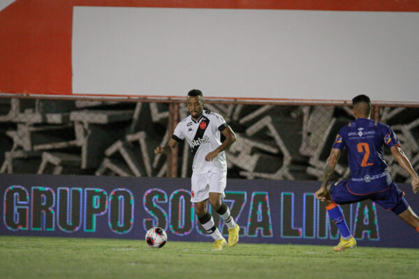 Vasco, Corinthians, Santos e Palmeiras em campo; veja os jogos de hoje e onde assistir