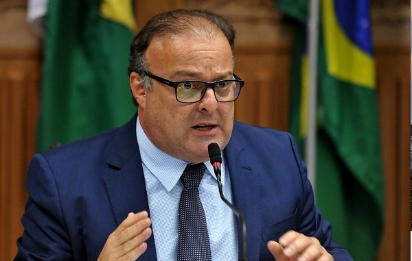 Paulinho Freire renuncia ao mandato parlamentar e à Presidência da Câmara de Natal nesta segunda (30)