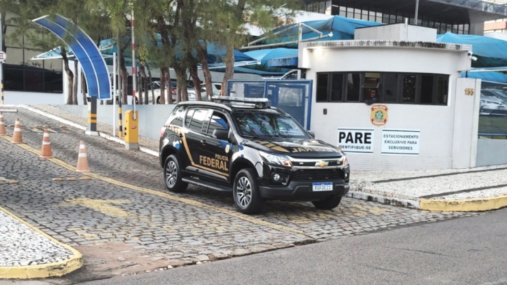 PF desarticula esquema de fraude no financiamento de veículos em Natal