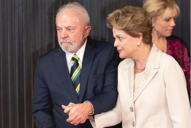 Órgão do governo para ‘combate à desinformação’ silencia sobre Lula chamar impeachment de golpe