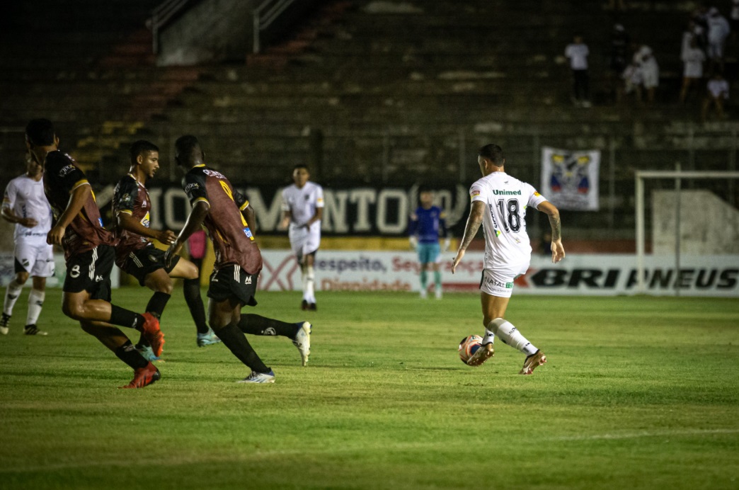 ABC x Globo, Flamengo, Botafogo e Palmeiras; confira os jogos de hoje e onde assistir