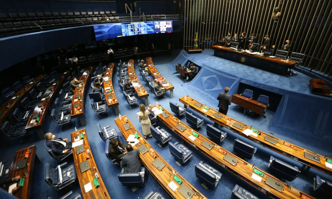 AO VIVO: Assista a posse dos novos senadores e a eleição do presidente do Senado
