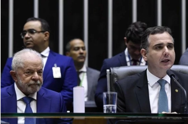 8 senadores migram para base de Lula; veja quem são