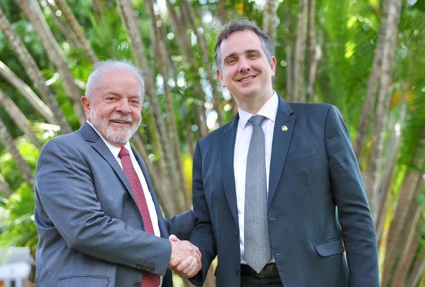 Governo Lula usou ministros e turbinou promessas de cargos para reeleger Pacheco no Senado
