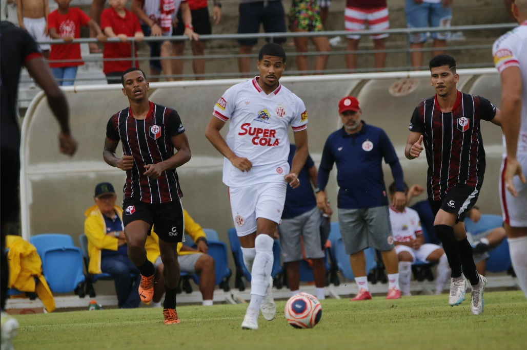 Santa Cruz x América, Vasco, Fluminense; confira os jogos de hoje e onde assistir