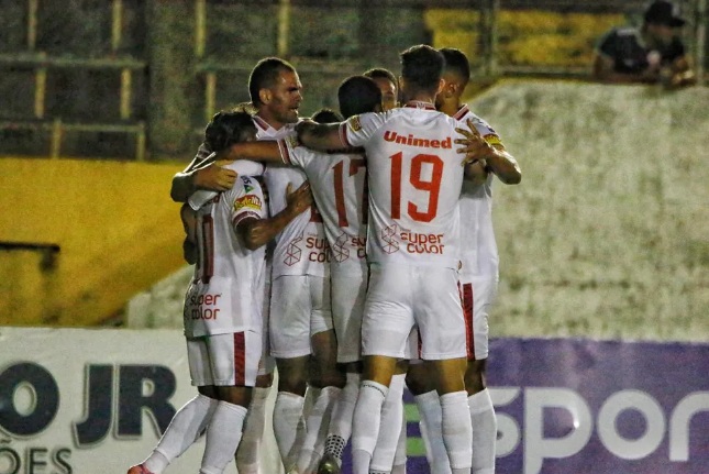 VÍDEO: América-RN vence Santa Cruz de Natal e assegura 1º lugar do Grupo B; assista os gols