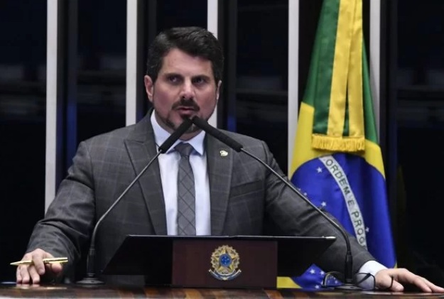 Em depoimento à PF, Marcos do Val culpa Silveira por reunião sobre golpe
