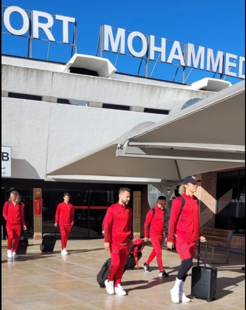 VÍDEO: Flamengo chega ao Marrocos para o Mundial e é recebido por banda no hotel