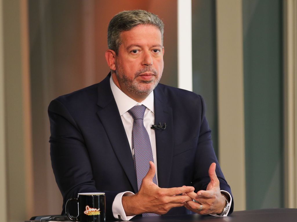 Planalto atende Lira e vai pagar R$ 2,8 bilhões a novos deputados