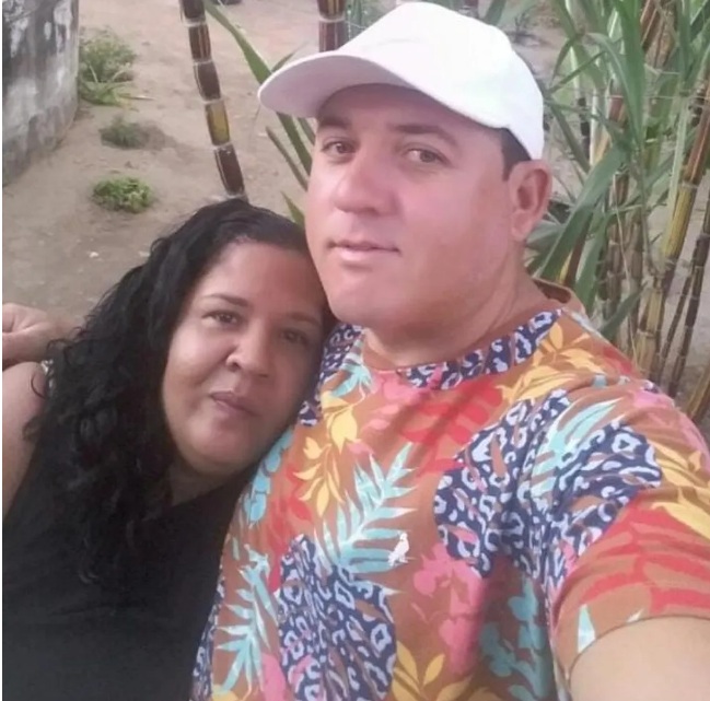 Casal é assassinado a tiros em bar no RN