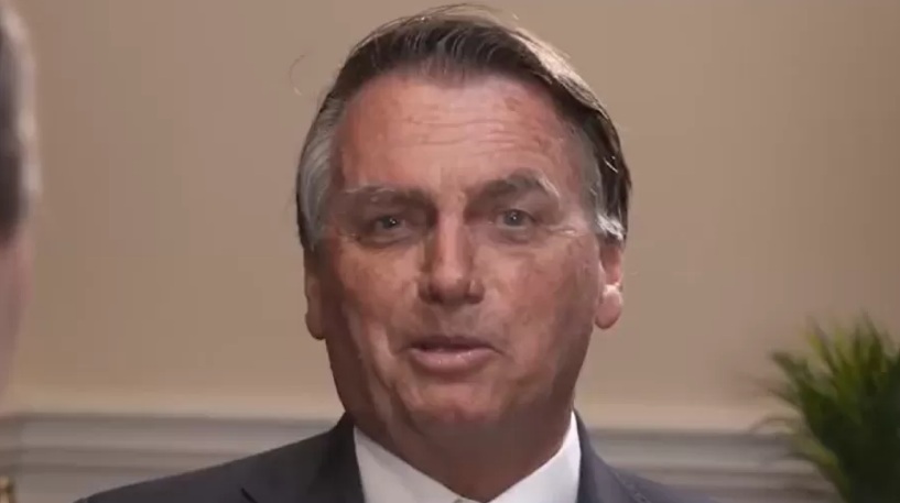 VÍDEO: Bolsonaro diz ter 'obrigação' de coordenar a direita e fala em retornar ao Brasil; ASSISTA