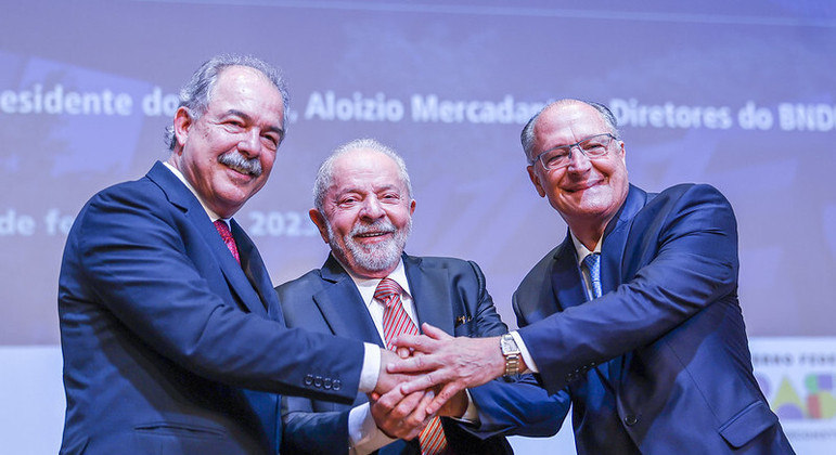'Amigos' de Lula, Venezuela, Moçambique e Cuba devem R$ 5,3 bilhões ao BNDES