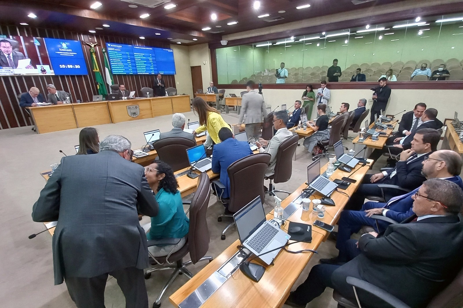 Partidos e blocos parlamentares indicam nomes de líderes e vice-líderes na ALRN