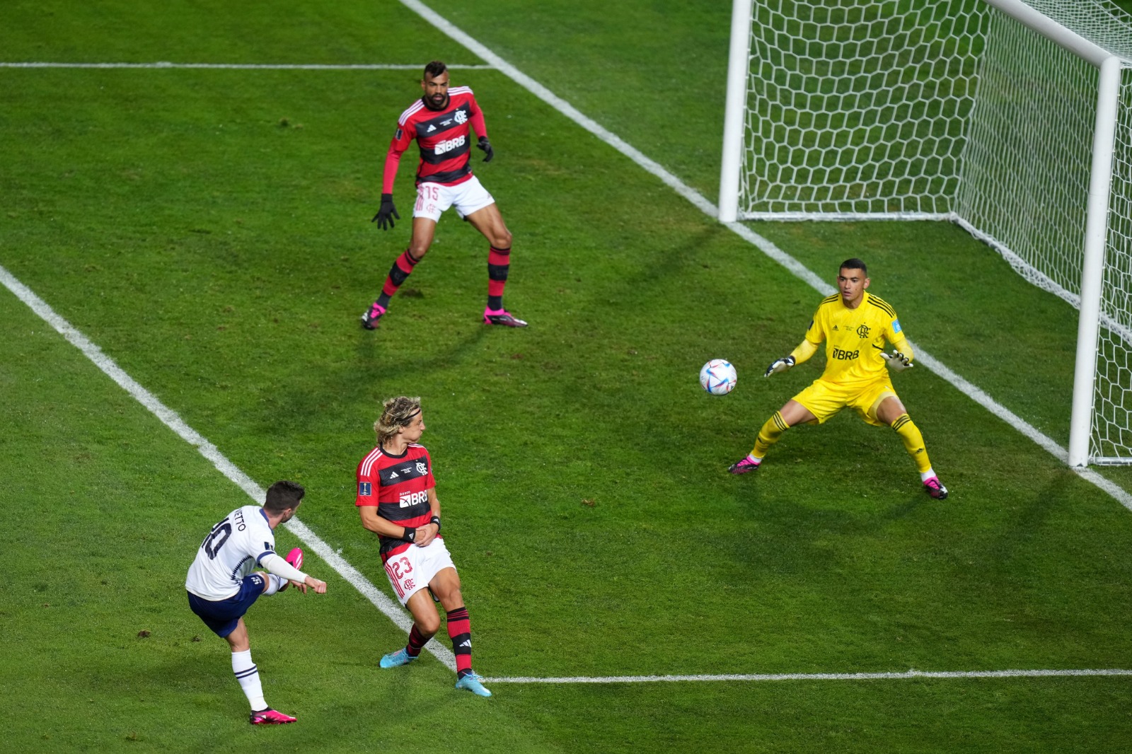 VÍDEO: Flamengo passa vexame histórico e é eliminado pelo Al-Hilal na semi do mundial; veja melhores momentos