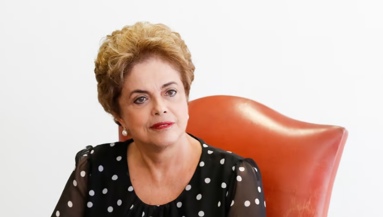 Lula deve mandar Dilma para Banco do Brics na China