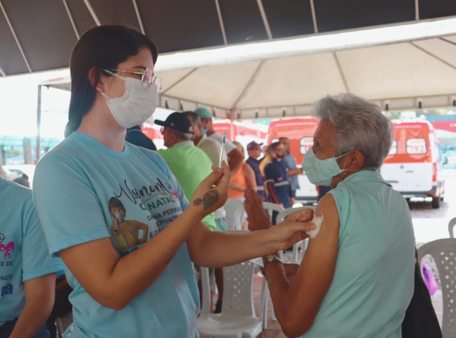 SMS informa horário de funcionamento nos pontos extras de vacinação em Natal durante o Carnaval