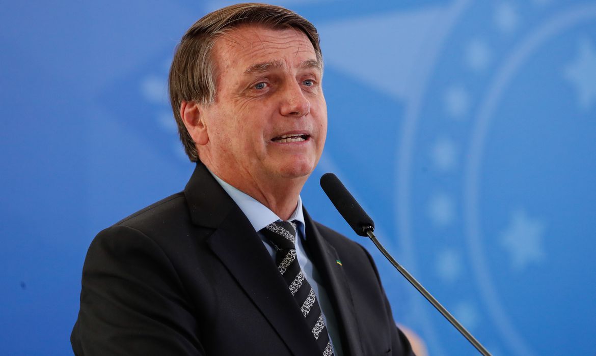 CGU quebrará sigilo do cartão de vacina de Bolsonaro nos próximos dias