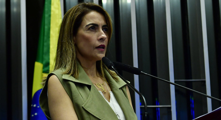 Senadora pede ao STF que ordene instalação de CPI para apurar ataques em Brasília