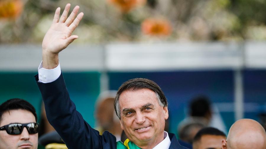 TV: Bolsonaro diz que não tomou vacina e cogita processar ministro da CGU