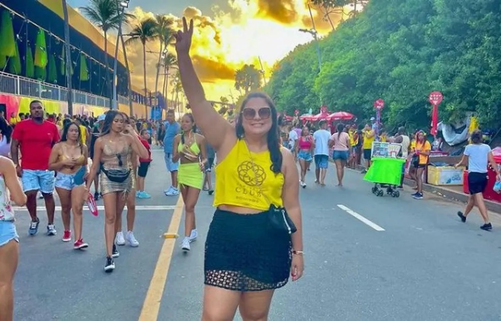 Advogada é morta a tiros dentro de carro após deixar camarote no carnaval de Salvador