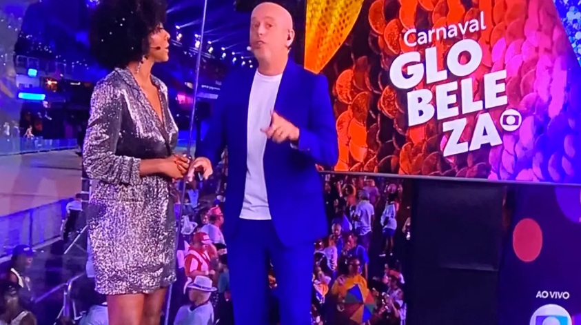Apresentadora da Globo é alvo de críticas por erros cometidos ao vivo em transmissão do carnaval