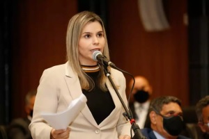 VÍDEO: Deputada do PP denuncia ONG que distribuiu ‘kit droga’ no carnaval