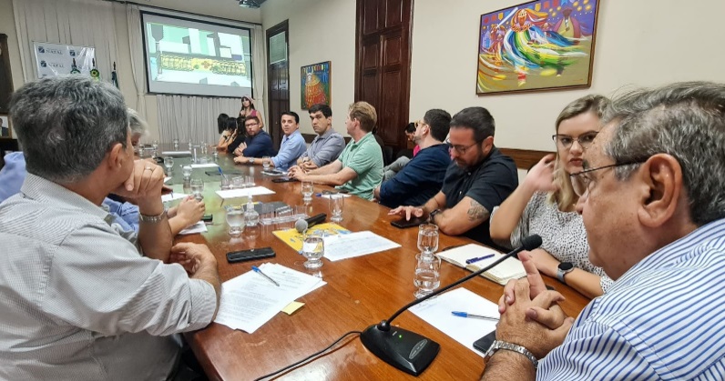 Prefeitura apresenta a comerciantes o Projeto de Intervenção Urbana na Cidade Alta