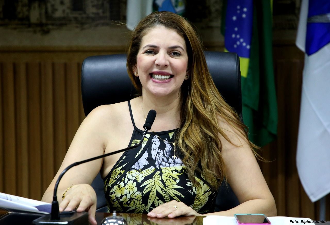 Vereadora Nina continuará presidindo Comissão de Legislação e Justiça da Câmara Municipal de Natal