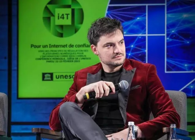 Membro do grupo de Lula ‘contra ódio’ coleciona ofensas na internet