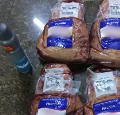 Homem é preso em flagrante ao tentar furtar 4 peças de picanha em supermercado na Grande Natal