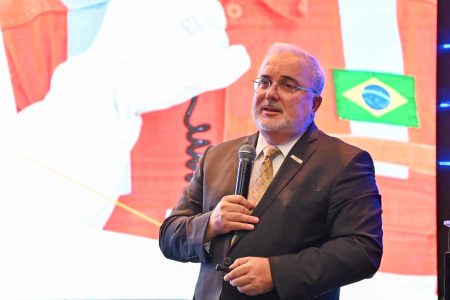 Jean Paul Prates diz que Petrobras 'tem uma máquina de proibir coisas'
