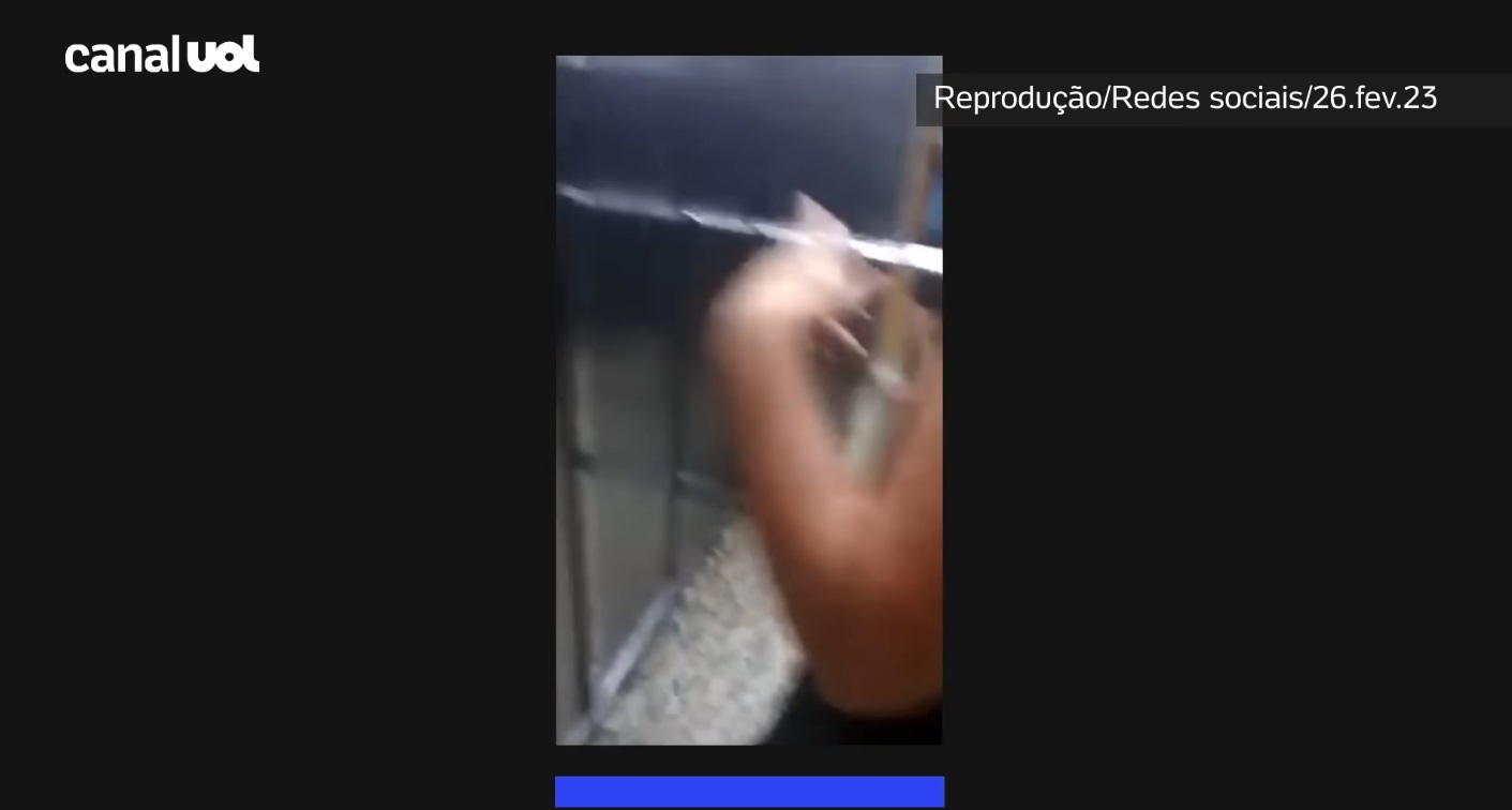[VÍDEO] 'Não sou obrigada': Mulher destrata entregador e o denuncia à polícia no RJ