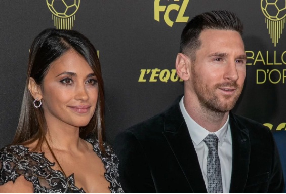 Bandidos atiram contra loja de esposa de Messi e deixam recado para o jogador