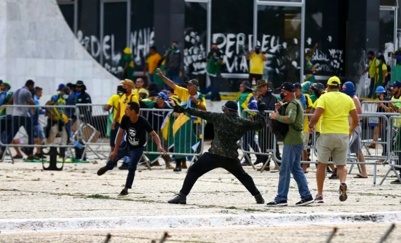 STF libera mais 52 presos após ataques em Brasília; total chega a 655