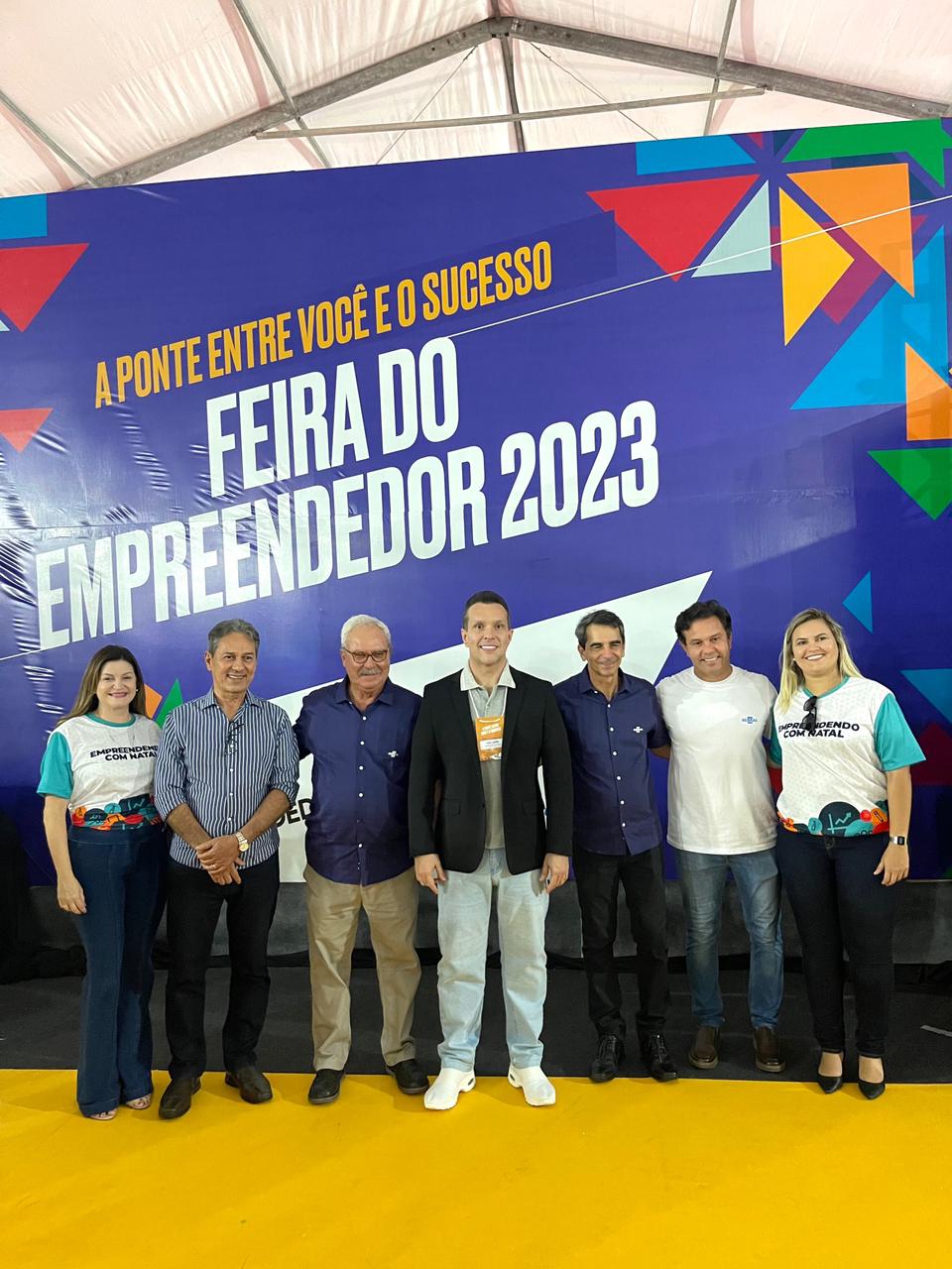 Prefeito interino Eriko Jácome prestigia abertura da Feira do Empreendedor em Natal