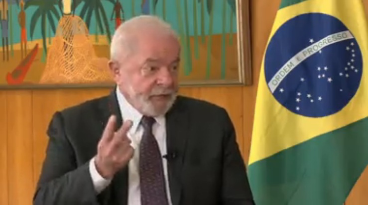 Lula admite indicar seu advogado Zanin ao STF