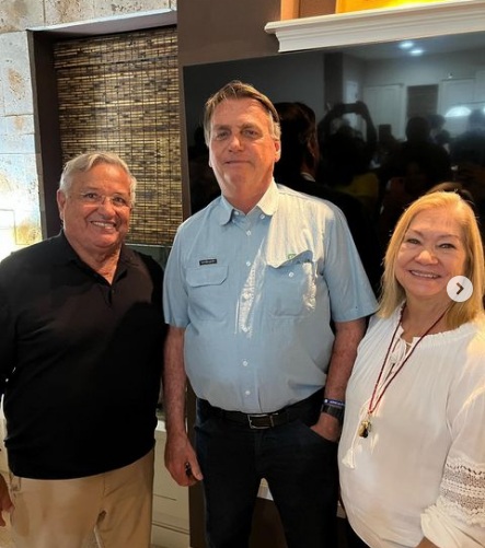 Bolsonaro é recebido por ex-secretário do Rio Grande do Norte em Orlando