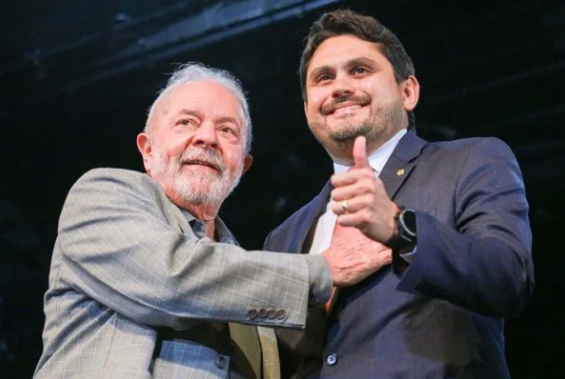 Lula falará com ministro na segunda: 'Se não provar inocência, sai do governo'